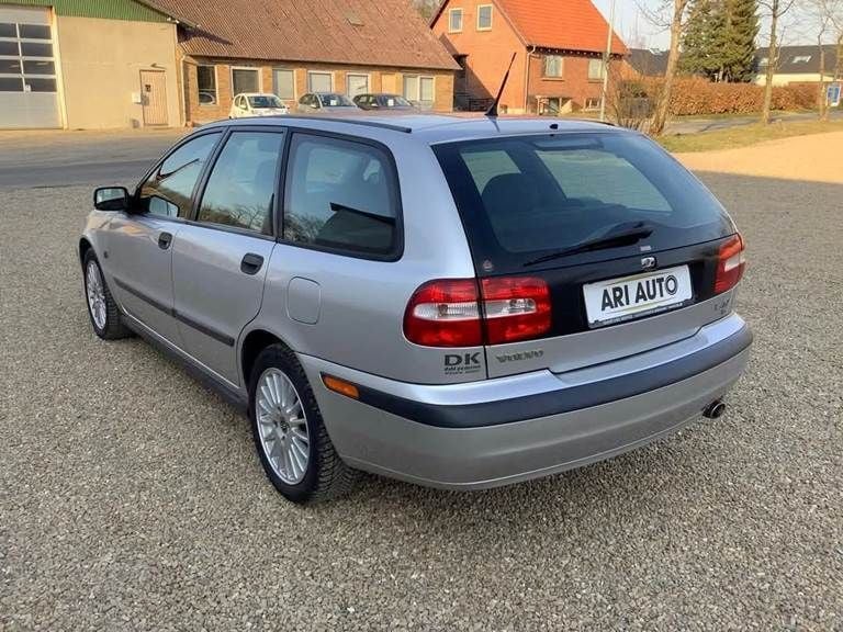 Brugt Volvo V40 118 HK (86 kW) 2004 Stationcar