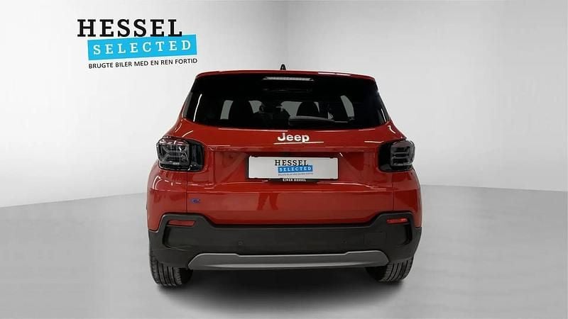 Brugt Jeep Avenger EV Longitude 114 kW (156 HK) 2023 Ruby red SUV