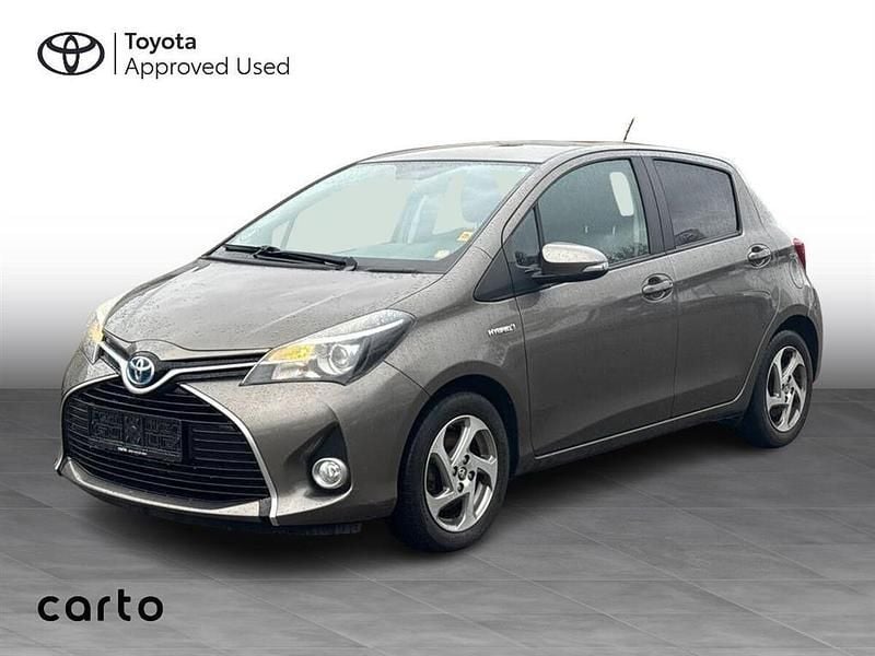 Bronzemetal Brugt 2016 Toyota Yaris Hybrid H2 Hatchback | 112.900 kr. (Fair pris) - Billede 1/3