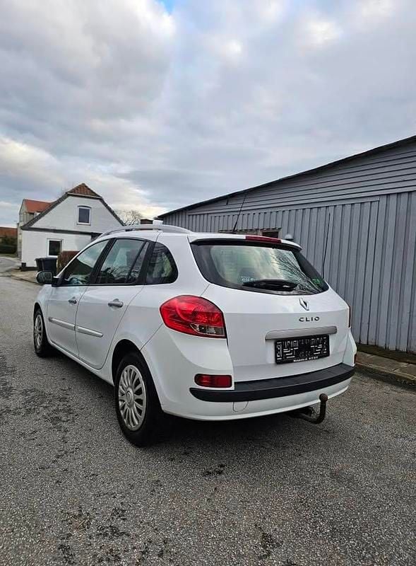 Brugt Renault Clio GrandTour 75 HK (55 kW) 2012 Stationcar