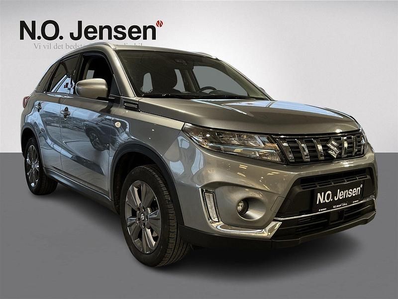 Koks metal Brugt 2021 Suzuki Vitara Active SUV | 179.900 kr. (Fair pris) - Billede 1/4