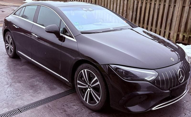 Brugt Mercedes EQE300 180 kW (245 HK) 2023 Sortmetal Sedan