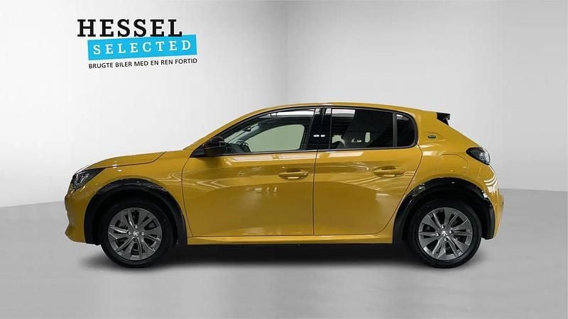 Brugt Peugeot e-208 Allure 100 kW (136 HK) 2023 Gul Hatchback