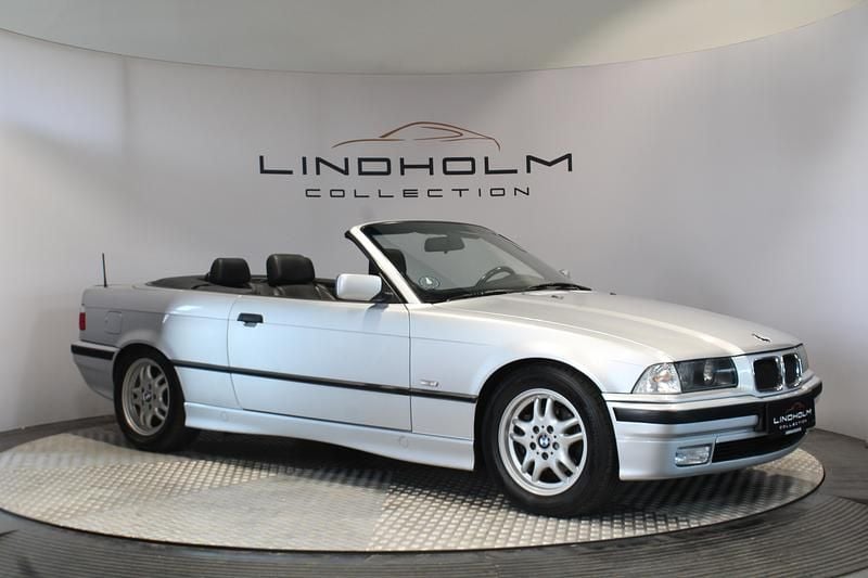 Sølv Brugt 1998 BMW 320 Cabriolet | 179.900 kr. - Billede 1/4