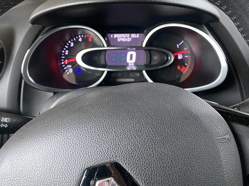 Brugt Renault Clio GrandTour Expression 75 HK (55 kW) 2016 Sort Stationcar