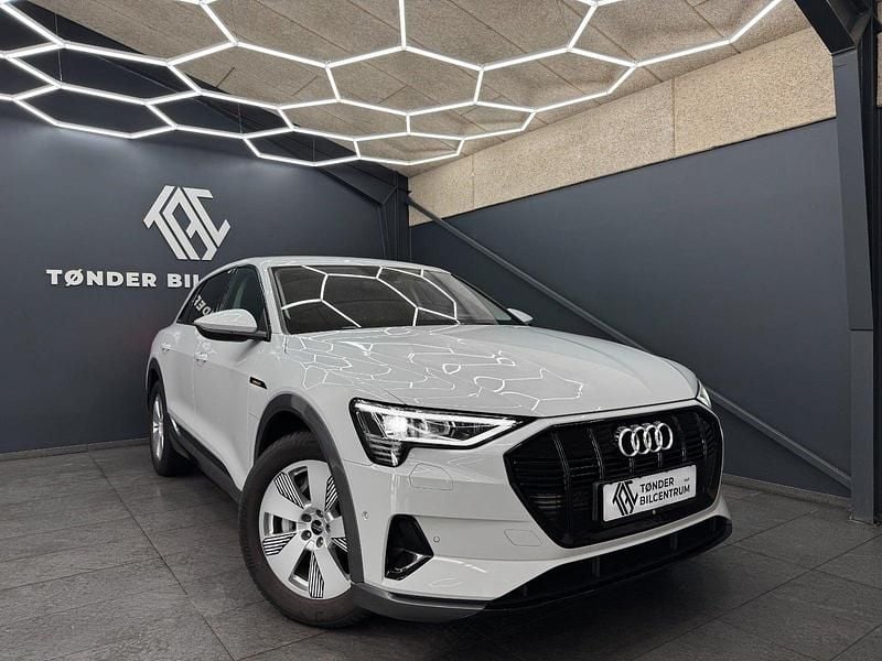 Hvid Brugt 2023 Audi e-tron Advanced SUV | 374.500 kr. (Super pris) - Billede 1/4