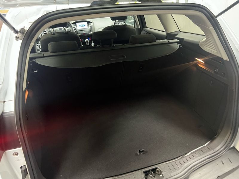 Brugt Ford Focus ST-Line 120 HK (88 kW) 2016 Hvid Stationcar