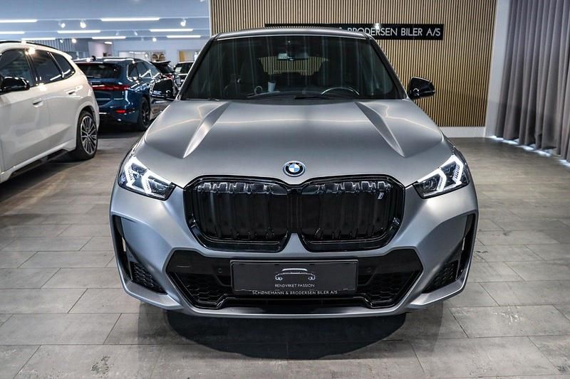 Brugt BMW iX1 M Sport 230 kW (313 HK) 2023 Gråmetal SUV