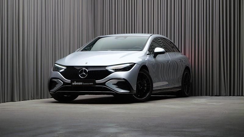 Sølvmetal Brugt 2022 Mercedes EQE350 AMG line Sedan | 415.000 kr. (Super pris) - Billede 1/4