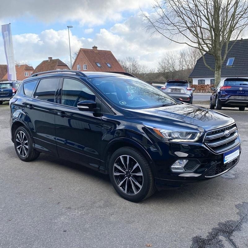 Sortmetal Brugt 2017 Ford Kuga Titanium SUV | 154.900 kr. (Dyr) - Billede 1/4