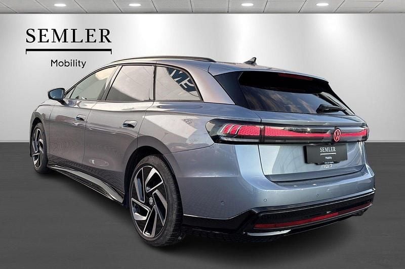 Brugt VW ID.7 Style 210 kW (286 HK) 2025 Lysblåmetal Stationcar