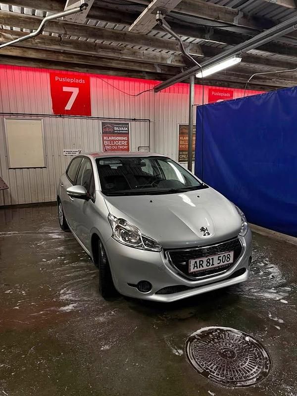 Brugt Peugeot 208 82 HK (60 kW) 2014 Grå Hatchback