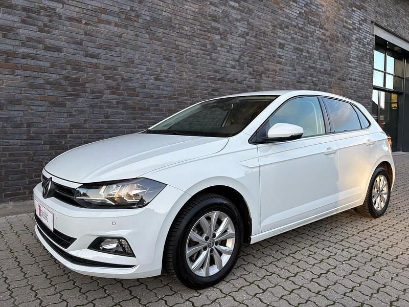 Pure hvid Brugt 2020 VW Polo Highline Hatchback | 169.900 kr. (Fair pris) - Billede 1/4