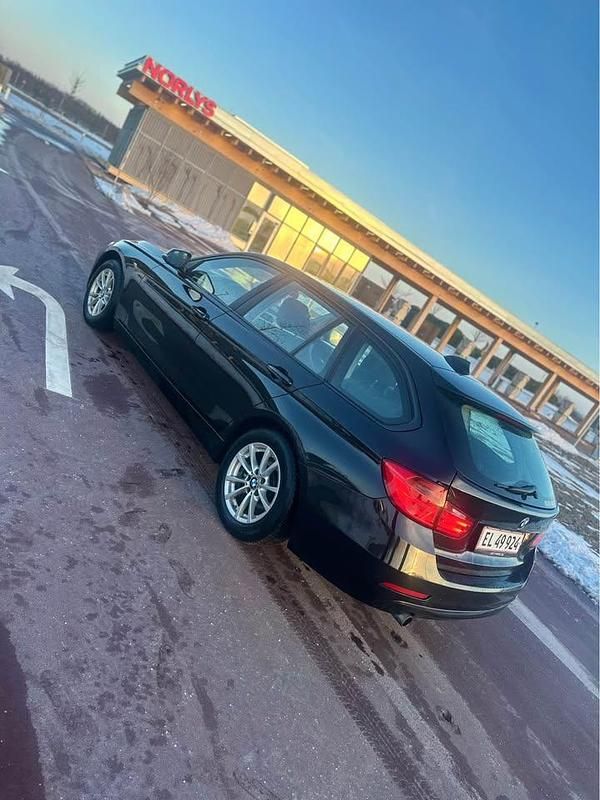 Brugt BMW 320 Comfort Edition 184 HK (135 kW) 2015 Sort Stationcar