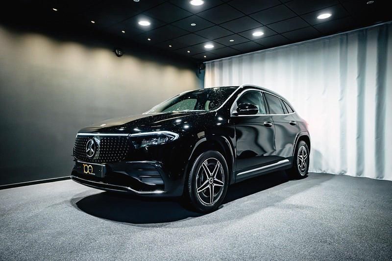 Farve: sort Brugt 2025 Mercedes EQA250+ Premium SUV | 369.900 kr. (Lidt for dyr) - Billede 1/4
