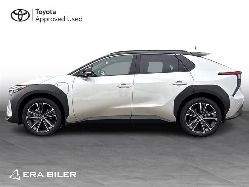 Brugt Toyota bZ4X Executive 150 kW (204 HK) 2025 Platinum/astral black SUV