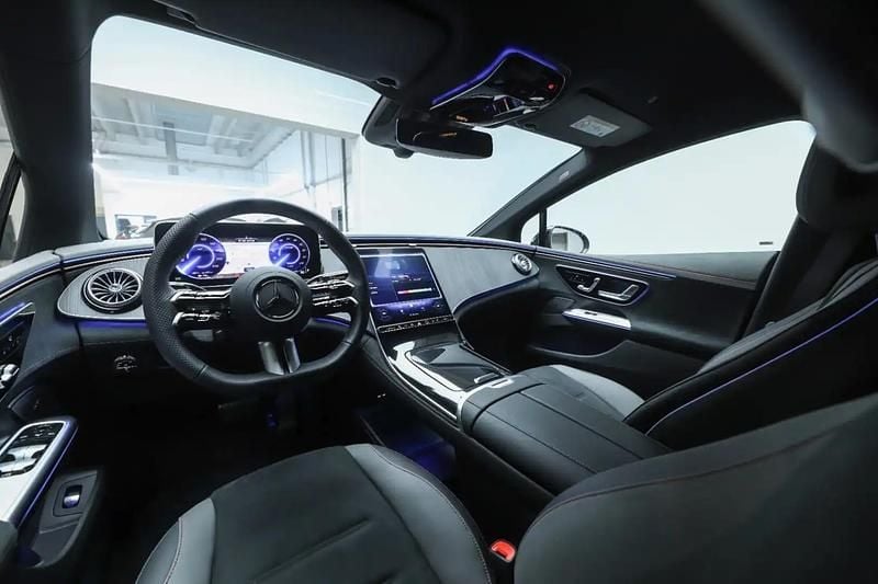 Ny Mercedes EQE350 214 kW (292 HK) 2025 Gråmetal Sedan