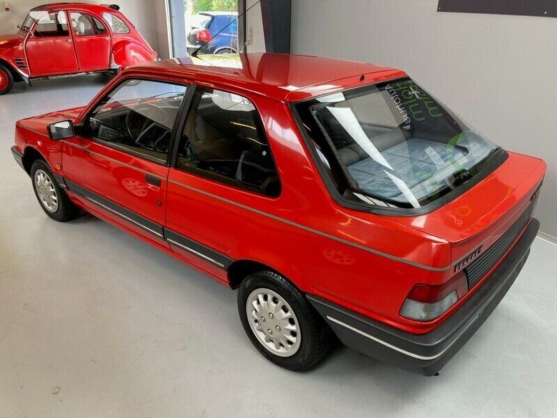 Brugt Peugeot 309 75 HK (55 kW) 1992 Rød Hatchback
