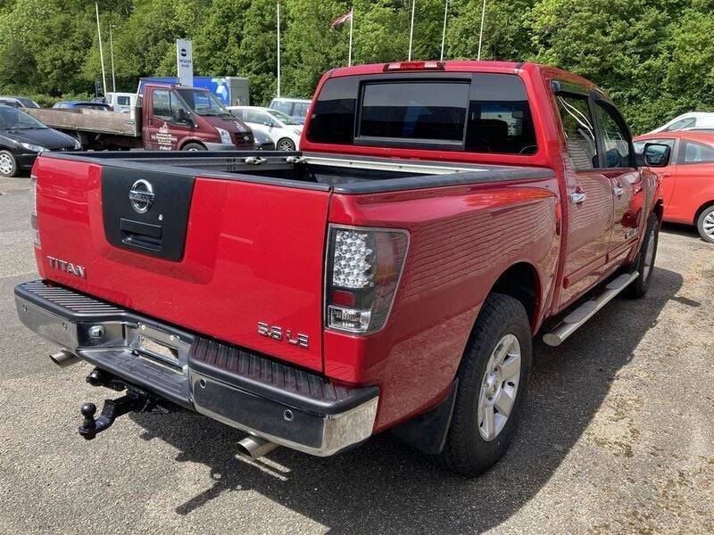Brugt Nissan Titan 305 HK (224 kW) 2006 Rød Afhentning