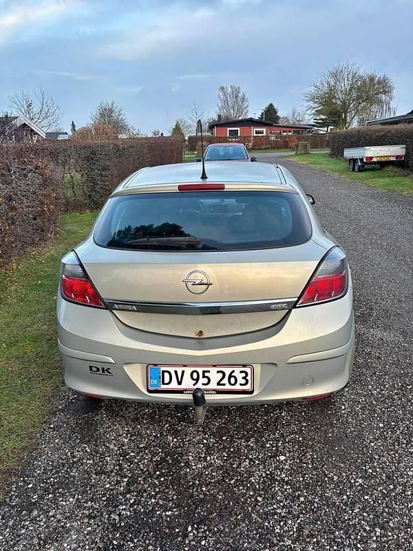 Brugt 2005 Opel Astra Hatchback | 10.000 kr. - Billede 1/4