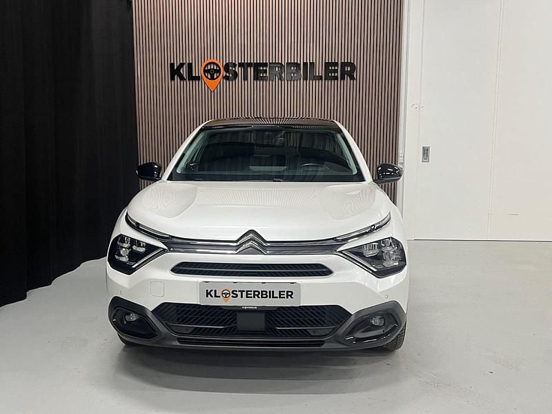 Brugt Citroën e-C4 100 kW (136 HK) 2023 Hvidmetal Sedan