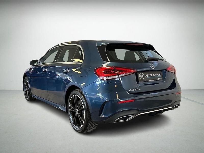 Brugt Mercedes A250 AMG line 218 HK (160 kW) 2020 Blåmetal Hatchback