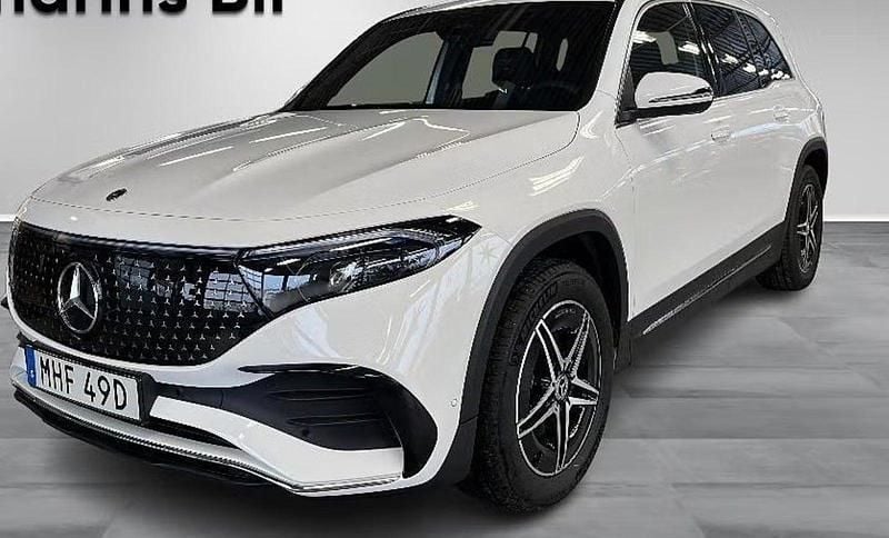 Hvid Brugt 2024 Mercedes EQB250+ AMG line SUV | 348.900 kr. (God pris) - Billede 1/3