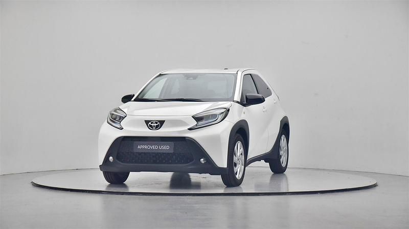 Brugt 2023 Toyota Aygo X Active SUV | 154.900 kr. (Fair pris) - Billede 1/4