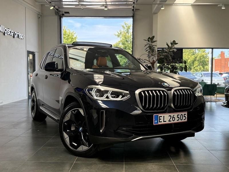 Carbonsortmetal Brugt 2021 BMW iX3 SUV | 279.799 kr. (Fair pris) - Billede 1/4