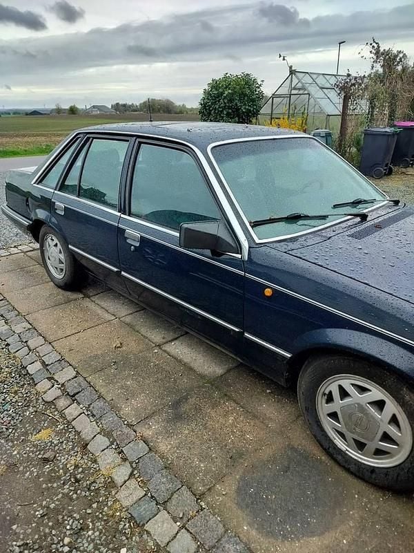 Brugt 1983 Opel Senator Sedan | 27.000 kr. - Billede 1/4