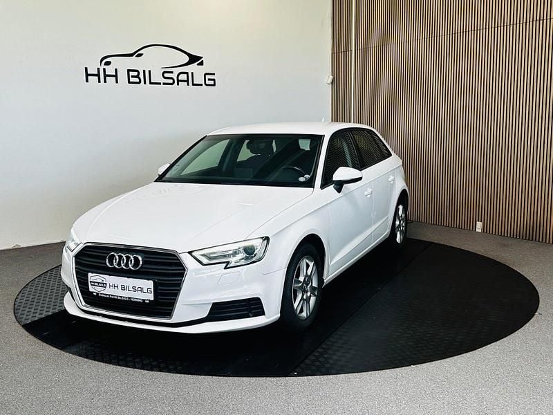 Hvid Brugt 2017 Audi A3 Sportback Hatchback | 119.700 kr. (Fair pris) - Billede 1/4