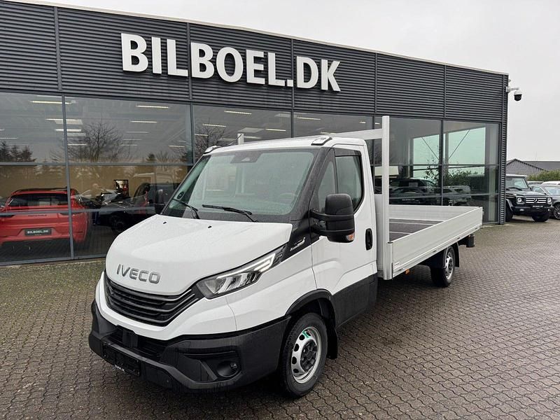 Hvid Ny 2025 Iveco Daily Afhentning | 389.900 kr. - Billede 1/4