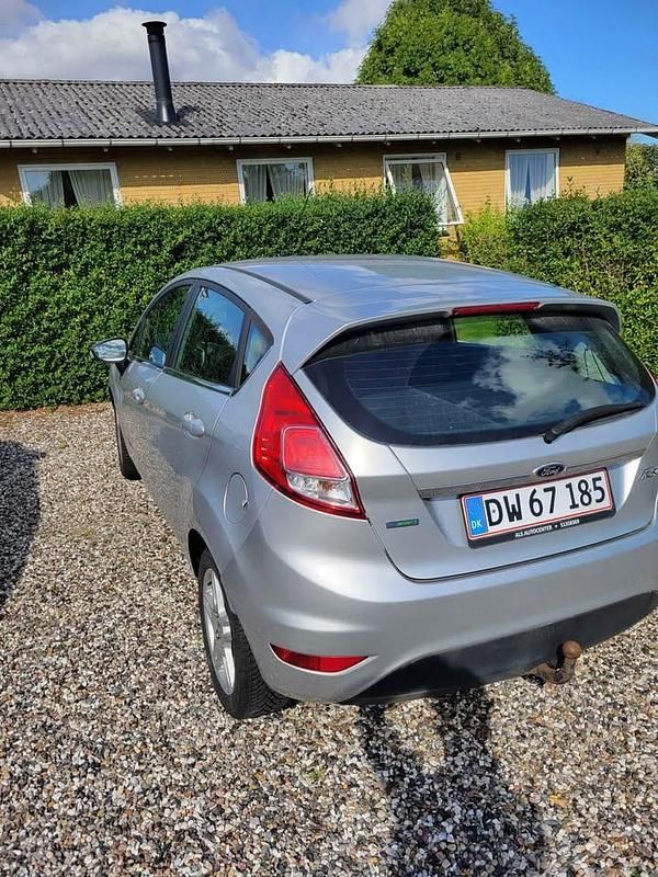 Brugt Ford Fiesta 125 HK (91 kW) 2014 Grå Hatchback