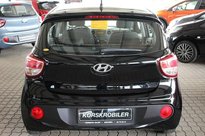 Brugt Hyundai i10 Comfort 66 HK (48 kW) 2017 Sortmetal Hatchback