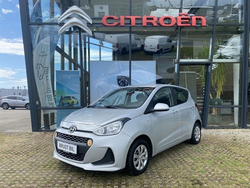Sølv metal Brugt 2017 Hyundai i10 Trend Hatchback | 74.900 kr. (Fair pris) - Billede 1/4
