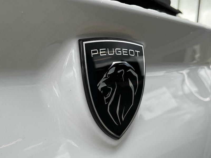 Brugt Peugeot e-308 Style 114 kW (156 HK) 2024 Hvid Hatchback