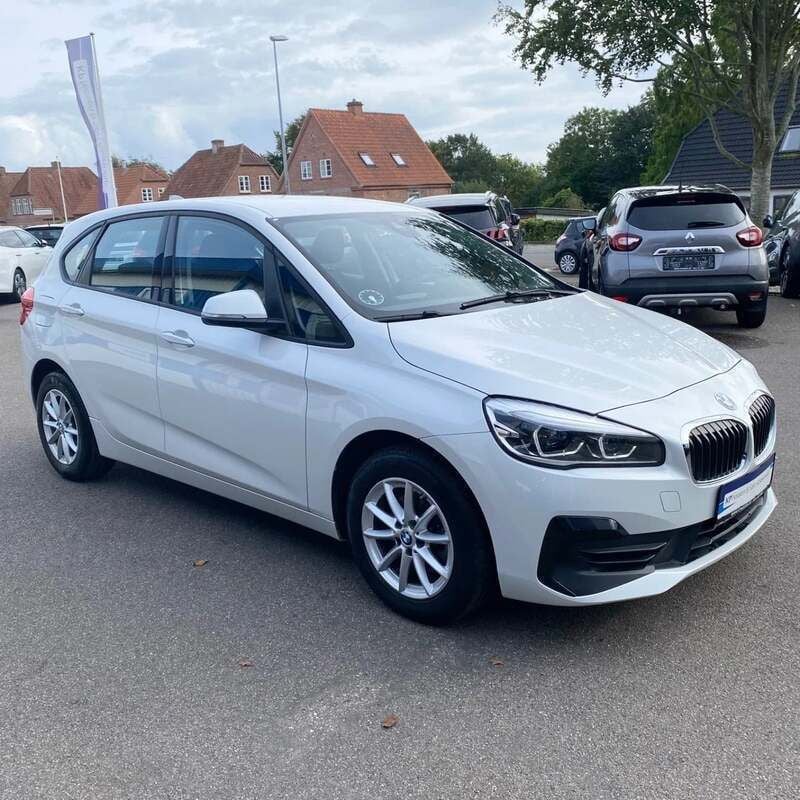 Perlemorshvid Brugt 2020 BMW 218 Active Tourer MPV | 229.900 kr. (Lidt for dyr) - Billede 1/4