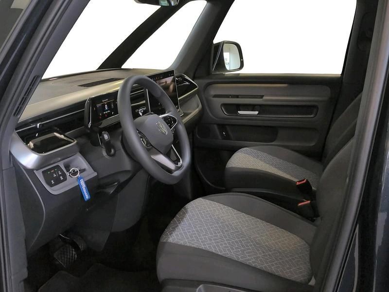 Ny VW ID. Buzz Pro 150 kW (204 HK) 2025 Blå MPV