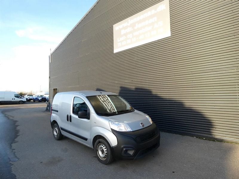 Sølvmetal Brugt 2020 Fiat Fiorino MPV | 55.000 kr. - Billede 1/4
