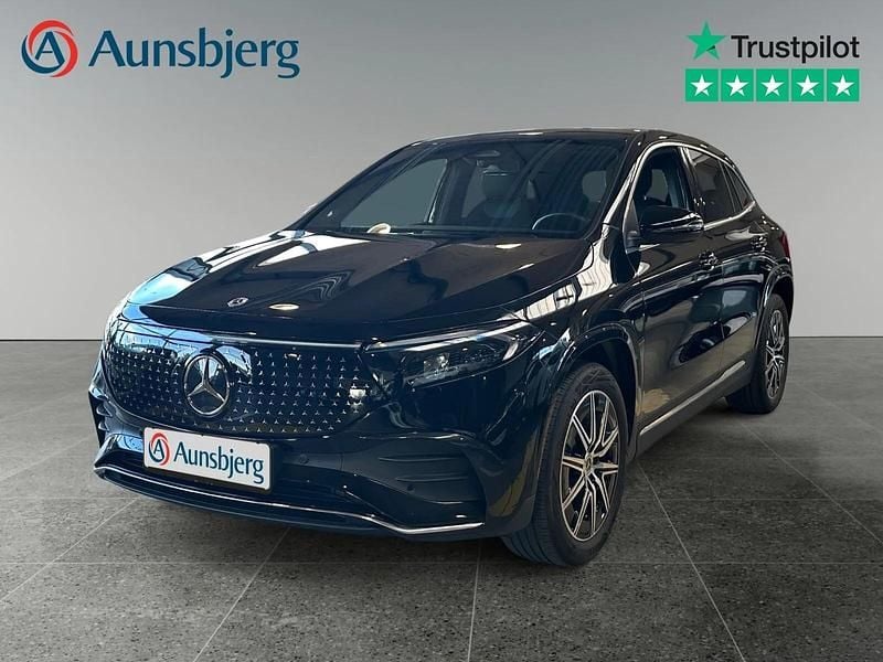 Sort metal Brugt 2024 Mercedes EQA250+ AMG line SUV | 339.500 kr. (Fair pris) - Billede 1/4