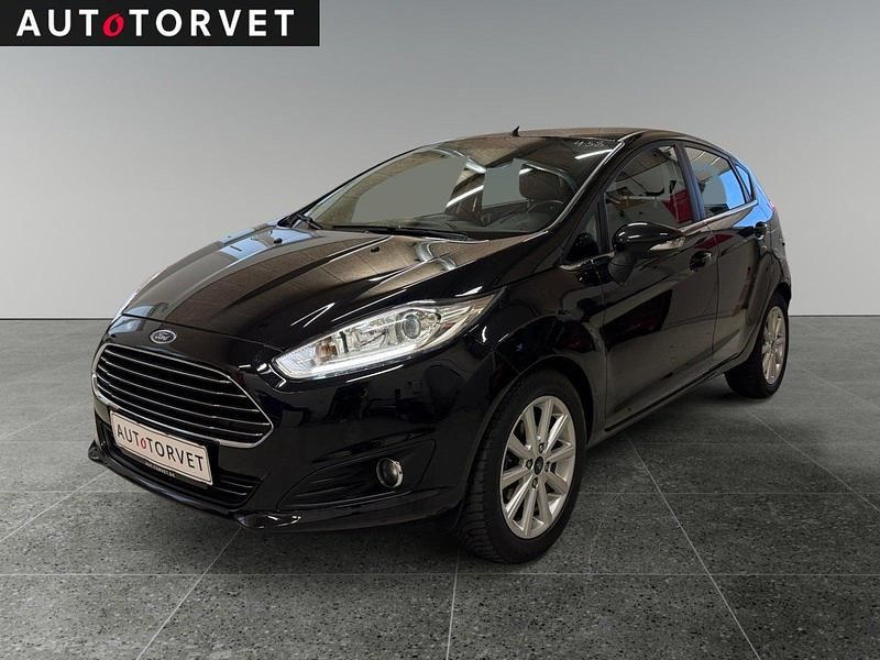 Sort Brugt 2015 Ford Fiesta Titanium Hatchback | 44.700 kr. (God pris) - Billede 1/4