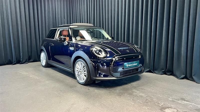 Enigmatic black Brugt 2023 Mini Cooper SE Hatchback | 194.900 kr. (Dyr) - Billede 1/1