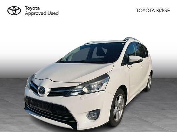Sølvmetal Brugt 2013 Toyota Verso Touch MPV | 119.900 kr. (Lidt for dyr) - Billede 1/4