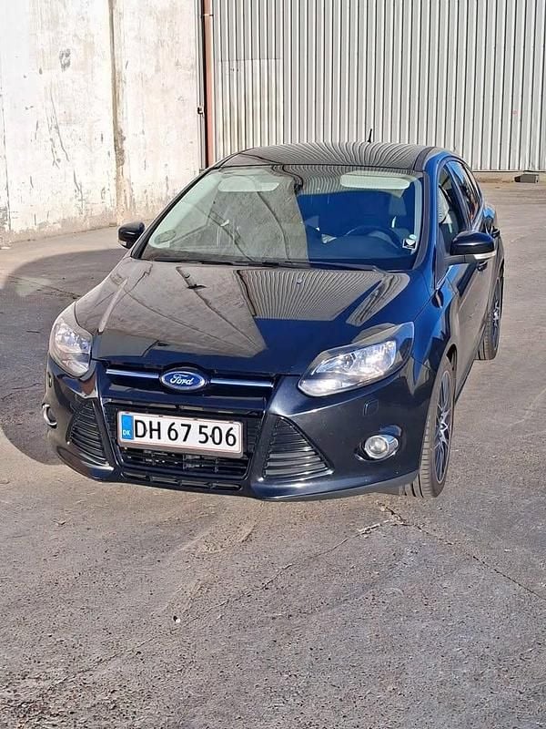 Sort Brugt 2013 Ford Focus Hatchback | 58.000 kr. - Billede 1/4