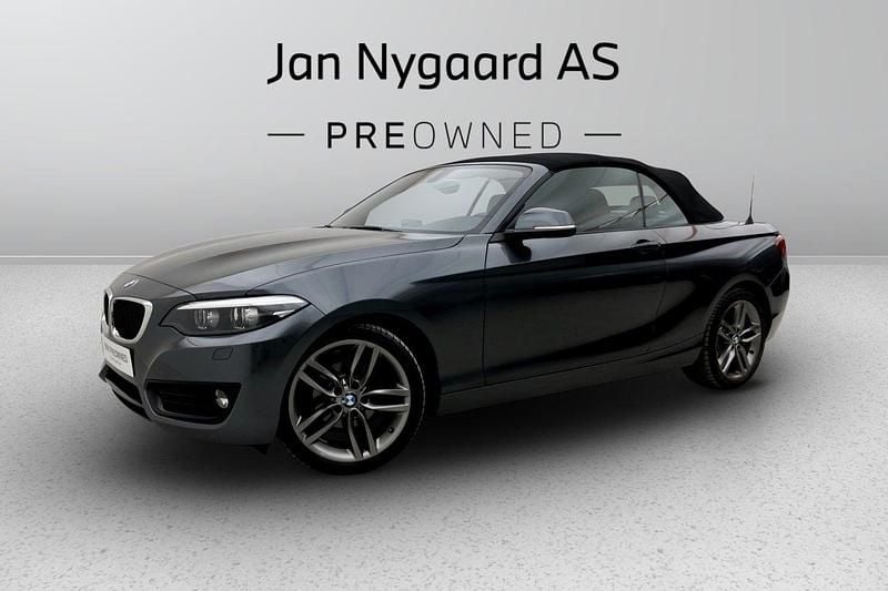 Gråmetal Brugt 2020 BMW 218 Advantage Cabriolet | 299.000 kr. - Billede 1/4