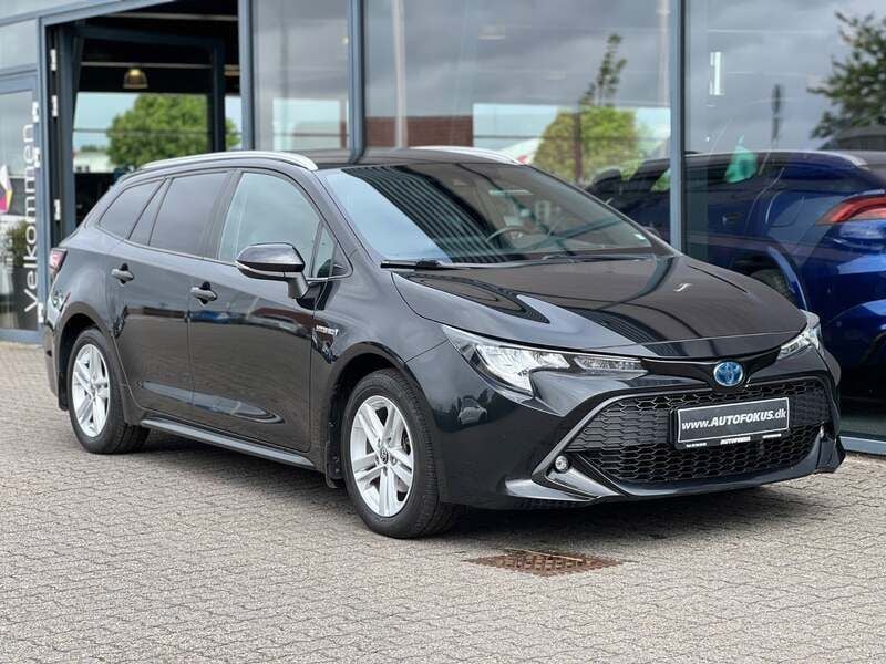 Sort Brugt 2020 Toyota Corolla H3 Smart Stationcar | 199.700 kr. (God pris) - Billede 1/4