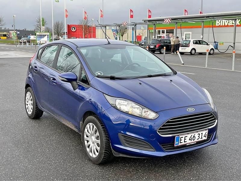 Brugt Ford Fiesta Titanium 80 HK (58 kW) 2015 Blå Hatchback