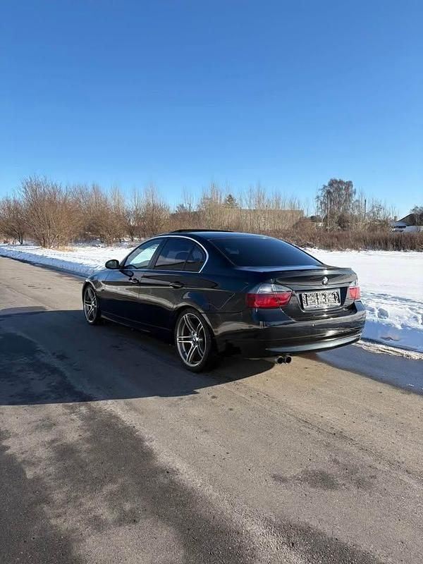 Brugt BMW 330 Performance 258 HK (189 kW) 2005