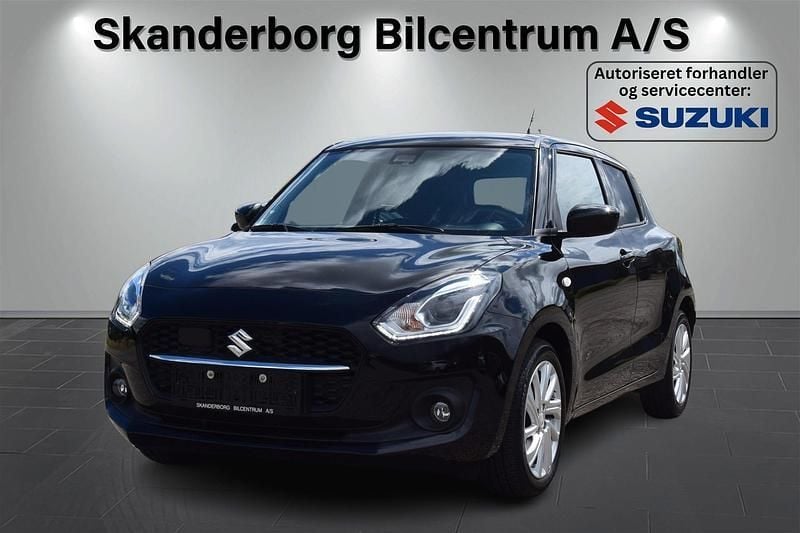 Super black pearl Brugt 2021 Suzuki Swift Action Hatchback | 124.900 kr. (God pris) - Billede 1/4