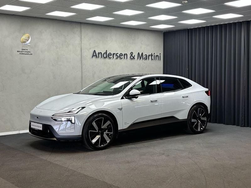Ny Polestar 4 400 kW (544 HK) 2025 Magnesium SUV